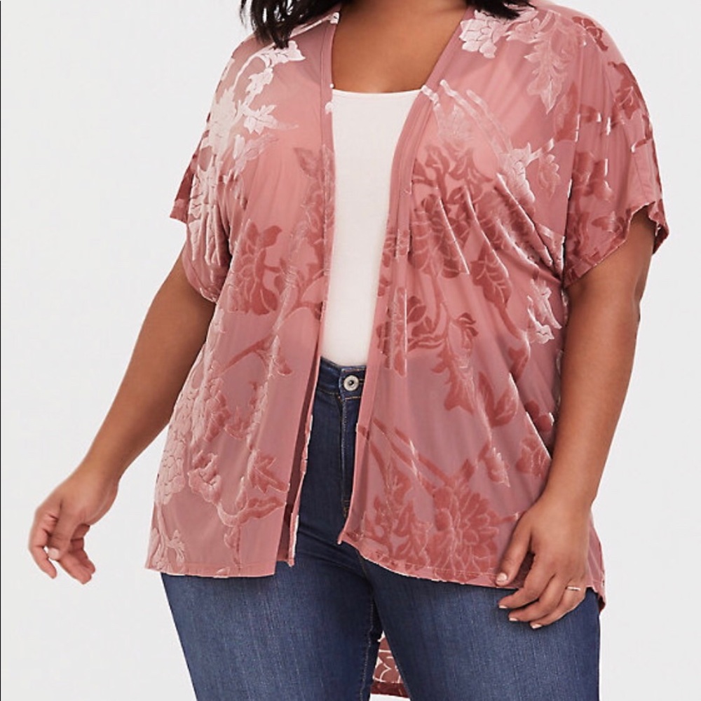 torrid Dusty Rose Floral Velvet Kimono